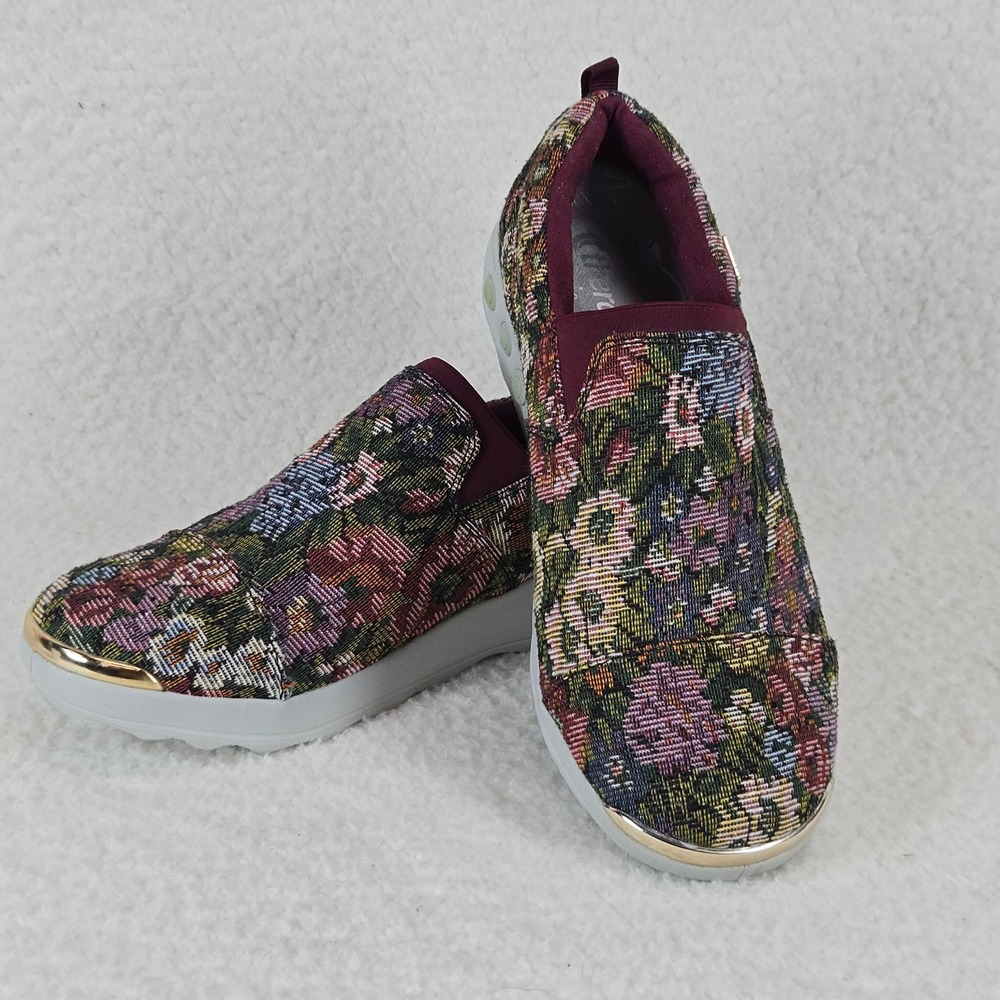 Therafit Womens 8.5 Floral Tapestry Slip On Sneakers Gold Toe Cottagecore Boho